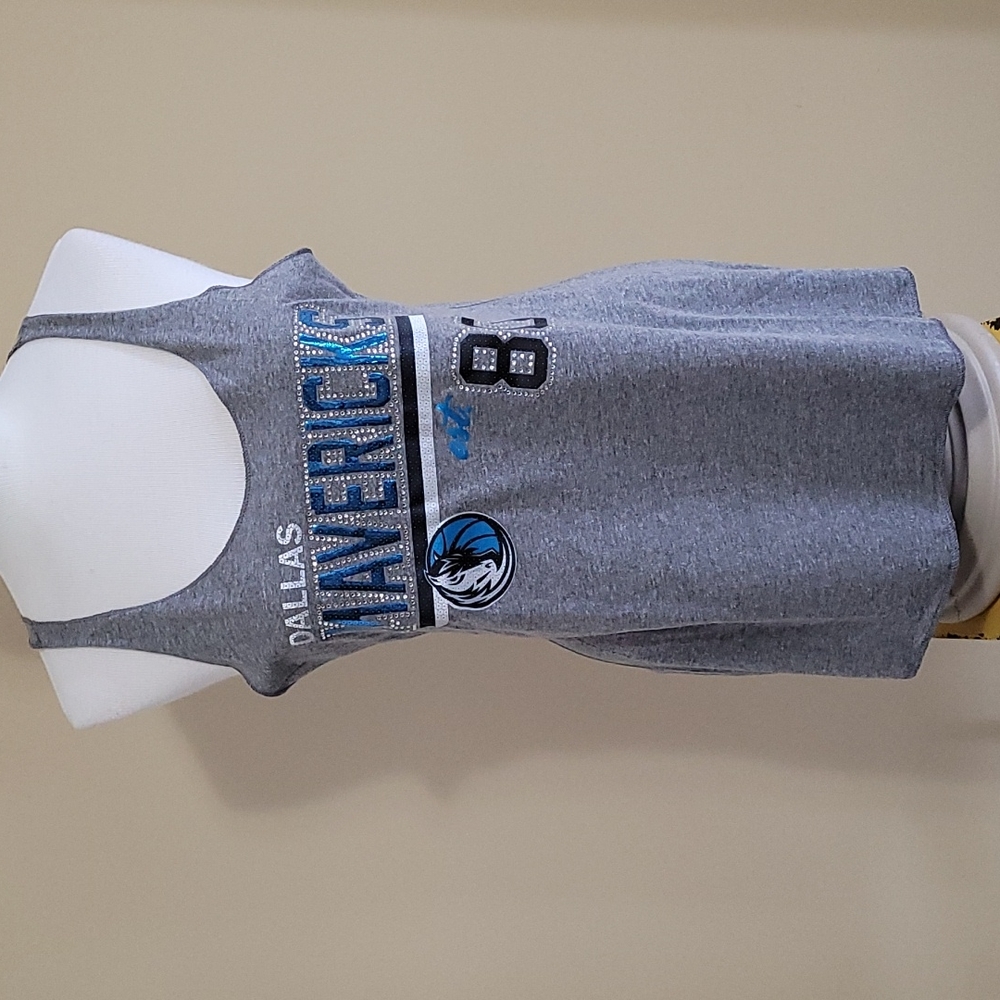 NEW Dallas Mavericks NBA Gameday Couture Womens Racerback Tank Heather Grey Medm - Picture 8 of 11